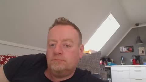 Snapshot of runepetter chatting on 02/08/26, 02:20 bignorwegian online show from 02/08/26, 02:20