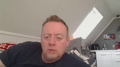 Snapshot of runepetter chatting on 02/16/26, 02:13 bignorwegian online show from 02/16/26, 02:13