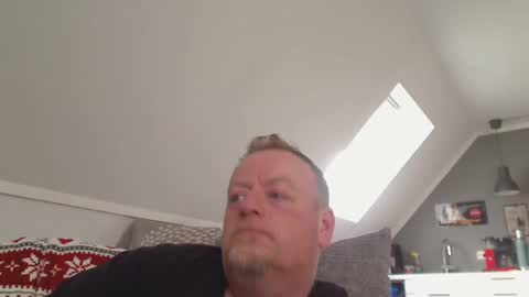 Snapshot of runepetter chatting on 04/29/26, 09:46 bignorwegian online show from 04/29/26, 09:46