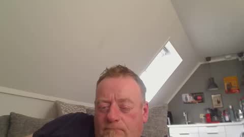 Snapshot of runepetter chatting on 05/06/26, 05:07 bignorwegian online show from 05/06/26, 05:07