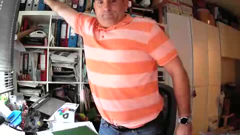 runner1978 online show from 12/18/24, 10:19