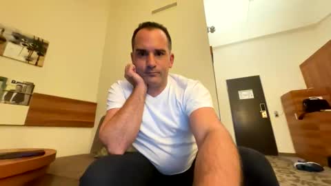 runner1978 online show from 10/29/25, 07:48