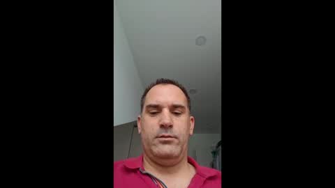 Snapshot of runner1978 chatting on 02/06/26, 11:35 runner1978 online show from 02/06/26, 11:35