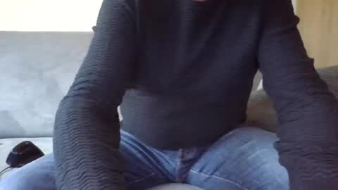 Snapshot of runner_1978 chatting on 12/10/24, 08:30 runner_1978 online show from 12/10/24, 08:30