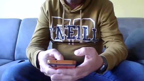 Snapshot of runner_1978 chatting on 03/05/25, 08:54 runner_1978 online show from 03/05/25, 08:54