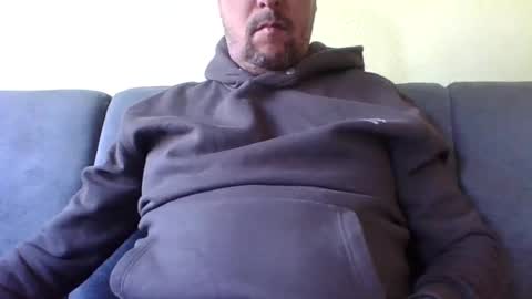 Snapshot of runner_1978 chatting on 03/12/25, 08:19 runner_1978 online show from 03/12/25, 08:19