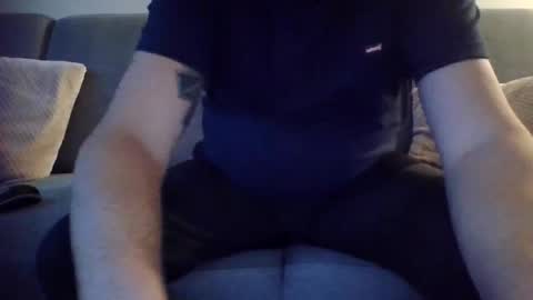 runner_1978 online show from 11/19/25, 07:19