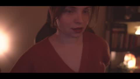 Elena online show from 12/13/25, 10:48