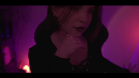 Elena online show from 02/16/26, 10:50