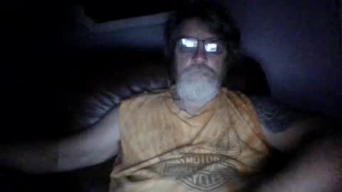 Snapshot of runningaround60 chatting on 07/08/26, 01:54 runningaround60 online show from 07/08/26, 01:54