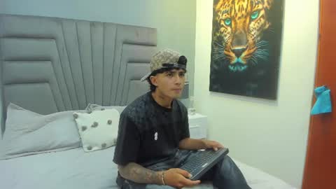 Snapshot of ruslan_marcel chatting on 06/25/26, 11:04 Ruslan Marcel online show from 06/25/26, 11:04