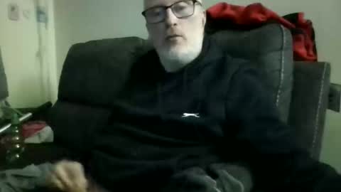 Snapshot of rusty69x chatting on 12/19/25, 04:19 rusty69x online show from 12/19/25, 04:19