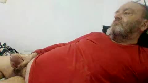 Snapshot of rustybee chatting on 11/11/25, 01:55 rustybee online show from 11/11/25, 01:55