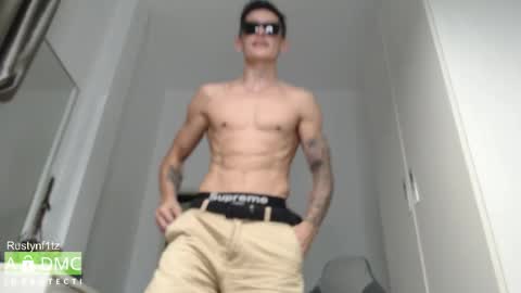 MillionDollarGuy online show from 10/11/25, 04:27