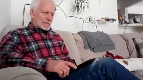 Snapshot of rustyx22 chatting on 02/19/25, 07:38 Rusty online show from 02/19/25, 07:38