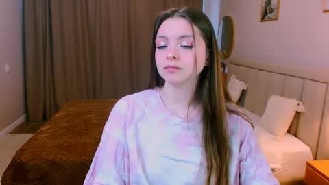 RutaYoung online show from 04/08/26, 03:01