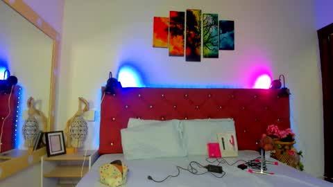 Ruth online show from 11/25/25, 01:33