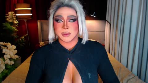 Snapshot of ruthlessmistressx chatting on 12/26/24, 08:11 Samantha online show from 12/26/24, 08:11