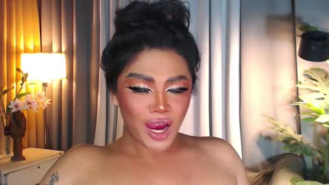 Snapshot of ruthlessmistressx chatting on 02/27/25, 04:09 Samantha online show from 02/27/25, 04:09