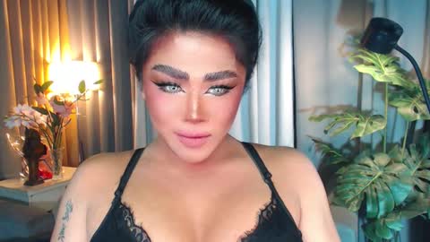 Snapshot of ruthlessmistressx chatting on 03/01/25, 09:37 Samantha online show from 03/01/25, 09:37