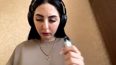 Cindy online show from 11/10/25, 09:19