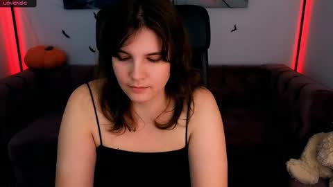 Ruyjin online show from 10/25/25, 11:07