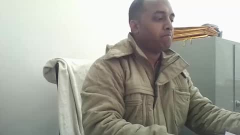 rwb17 online show from 02/20/25, 10:59