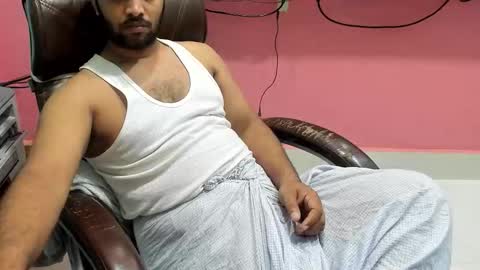 rwb17 online show from 10/02/25, 04:30