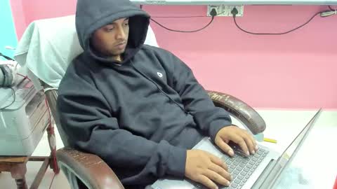 rwb17 online show from 11/13/25, 04:06