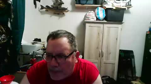 Snapshot of rwzar_0712 chatting on 10/23/25, 03:06 rwzar_0712 online show from 10/23/25, 03:06