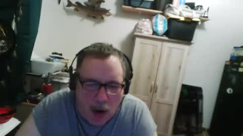 Snapshot of rwzar_0712 chatting on 10/26/25, 01:33 rwzar_0712 online show from 10/26/25, 01:33