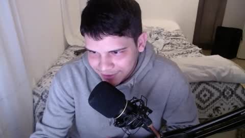 Snapshot of rx7900xtx chatting on 12/01/25, 04:50 rx7900xtx online show from 12/01/25, 04:50