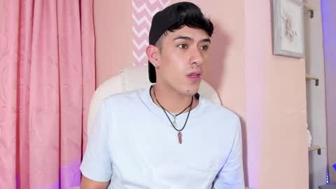 Snapshot of ryan_clark_ chatting on 01/10/25, 08:15 Ryan online show from 01/10/25, 08:15