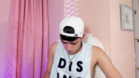 Snapshot of ryan_clark_ chatting on 01/14/25, 08:15 Ryan online show from 01/14/25, 08:15