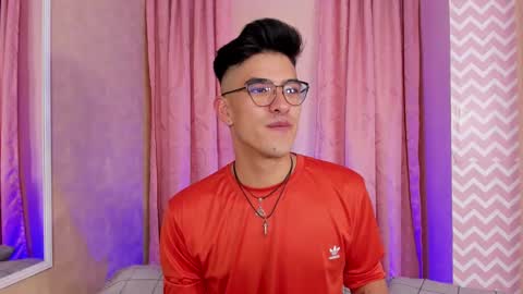 Snapshot of ryan_clark_ chatting on 01/16/25, 05:44 Ryan online show from 01/16/25, 05:44