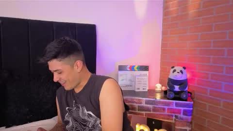 Snapshot of ryan_clark_ chatting on 02/08/26, 04:05 Ryan online show from 02/08/26, 04:05