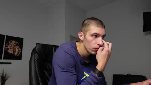 RYAN DOZER online show from 09/30/25, 06:07