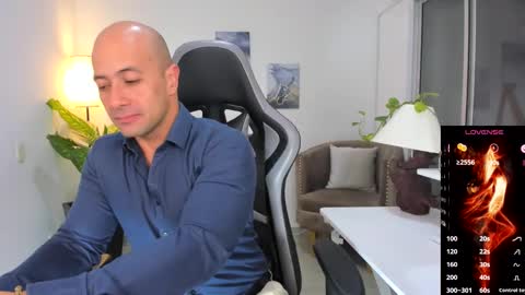 ryan_master_ online show from 12/31/24, 08:04