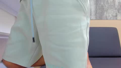 Ryan online show from 11/28/25, 01:03