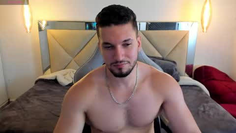 Snapshot of ryan_ward79 chatting on 05/25/26, 03:29 Ryan online show from 05/25/26, 03:29
