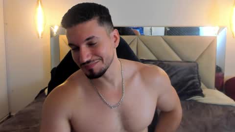 Snapshot of ryan_ward79 chatting on 06/04/26, 02:45 Ryan online show from 06/04/26, 02:45