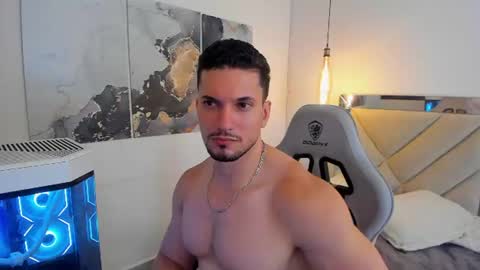 Snapshot of ryan_ward79 chatting on 07/23/26, 01:58 Ryan online show from 07/23/26, 01:58