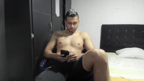 ryan_xc1 online show from 09/10/25, 02:22