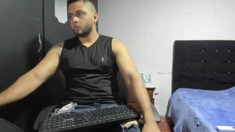 Snapshot of ryan_xc1 chatting on 07/09/26, 02:37 ryan_xc1 online show from 07/09/26, 02:37