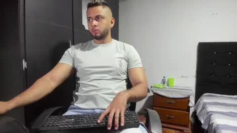 Snapshot of ryan_xc1 chatting on 07/14/26, 03:33 ryan_xc1 online show from 07/14/26, 03:33