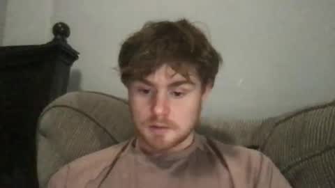 ryanhung_57 online show from 12/23/25, 04:10