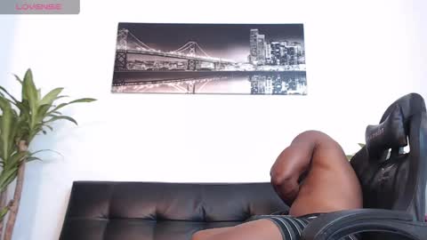 Instagram  Ryandwrn online show from 04/29/26, 09:54