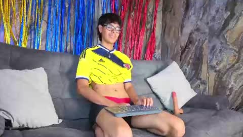 ryann_wolf online show from 06/17/26, 08:21