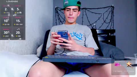 Snapshot of ryannhill_ chatting on 02/13/25, 06:20 Ryannhill online show from 02/13/25, 06:20