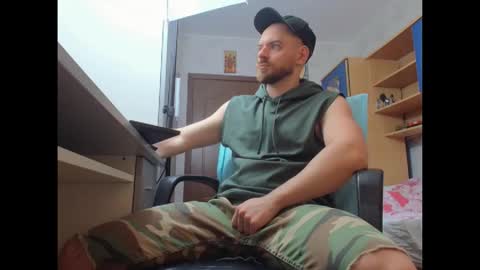 Snapshot of ryanstone_ chatting on 12/18/25, 05:57 Ryanstone online show from 12/18/25, 05:57